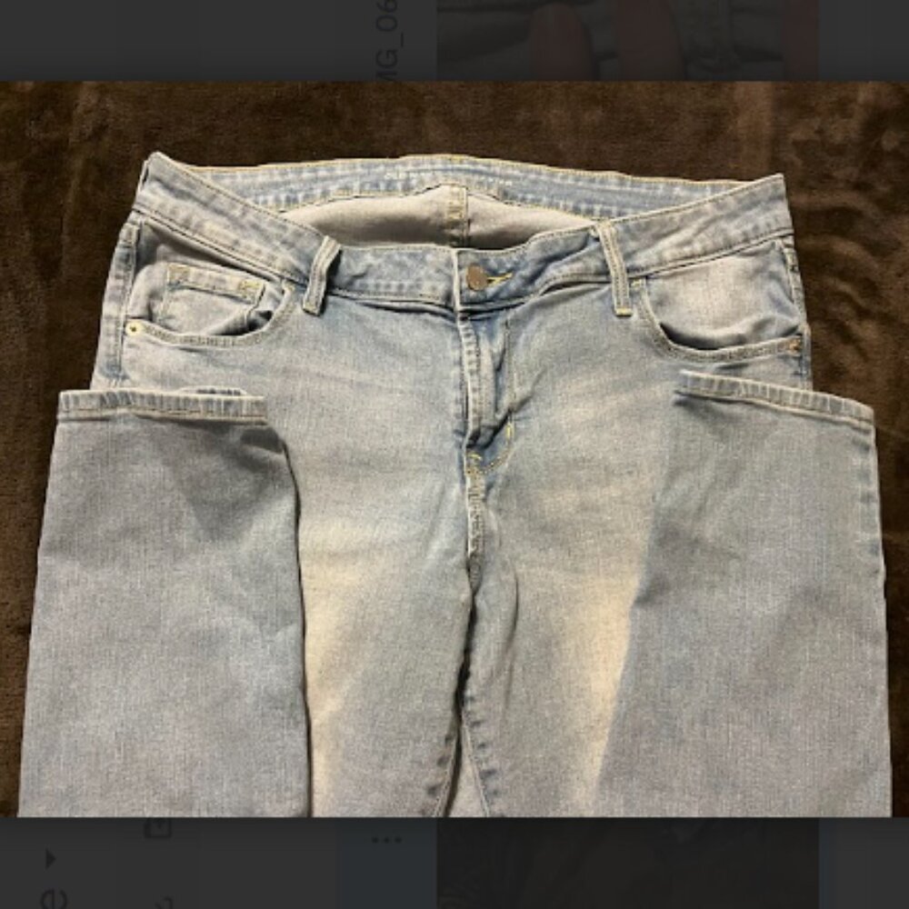 Jeans - Picture 4 of 5